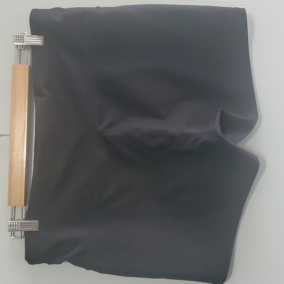 Xersion Black Bike Shorts Mid Rise Mid-rise Size Xl X-large - Picture 3 of 5